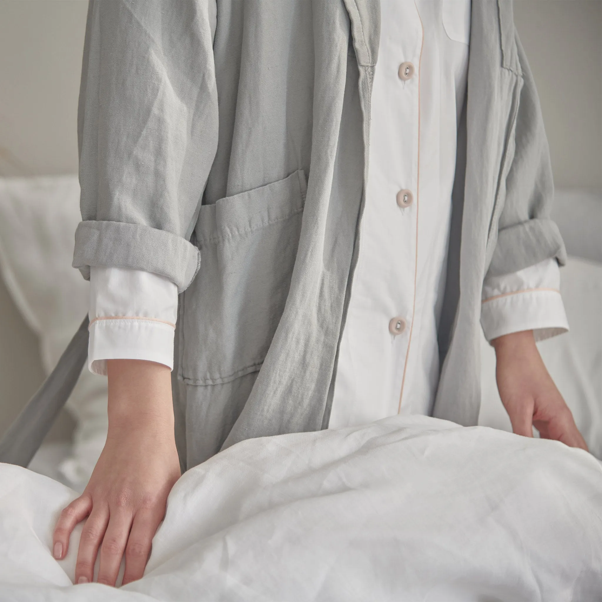 Alva Nightshirt [White/Light pink]