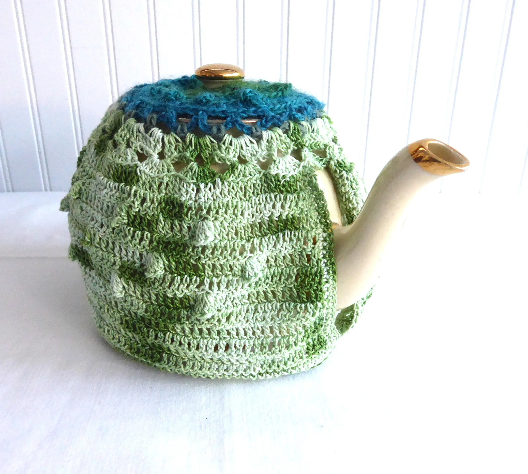 Crocheted Tea Cozy Teal Variegated Green Heather Hand Made Cosy Medium Stretchy US Artisan